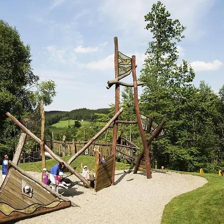 Hotel Aldiana Club Ampflwang 4*
