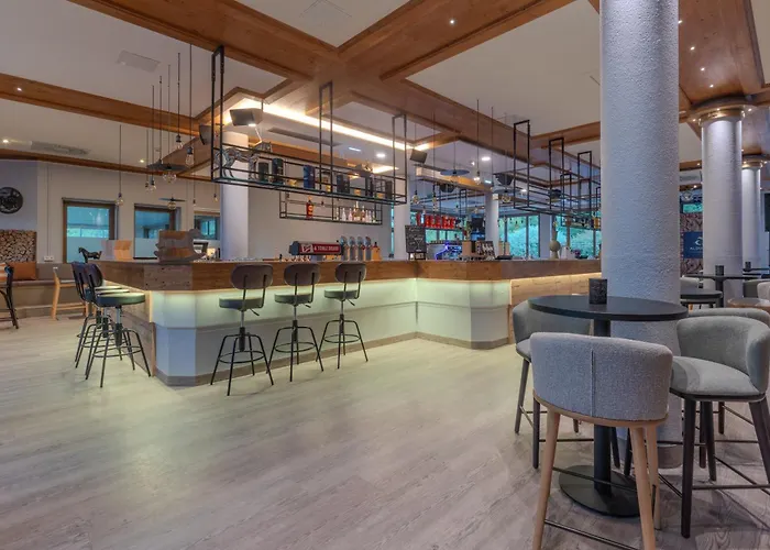 Hotel Aldiana Club Ampflwang 4*